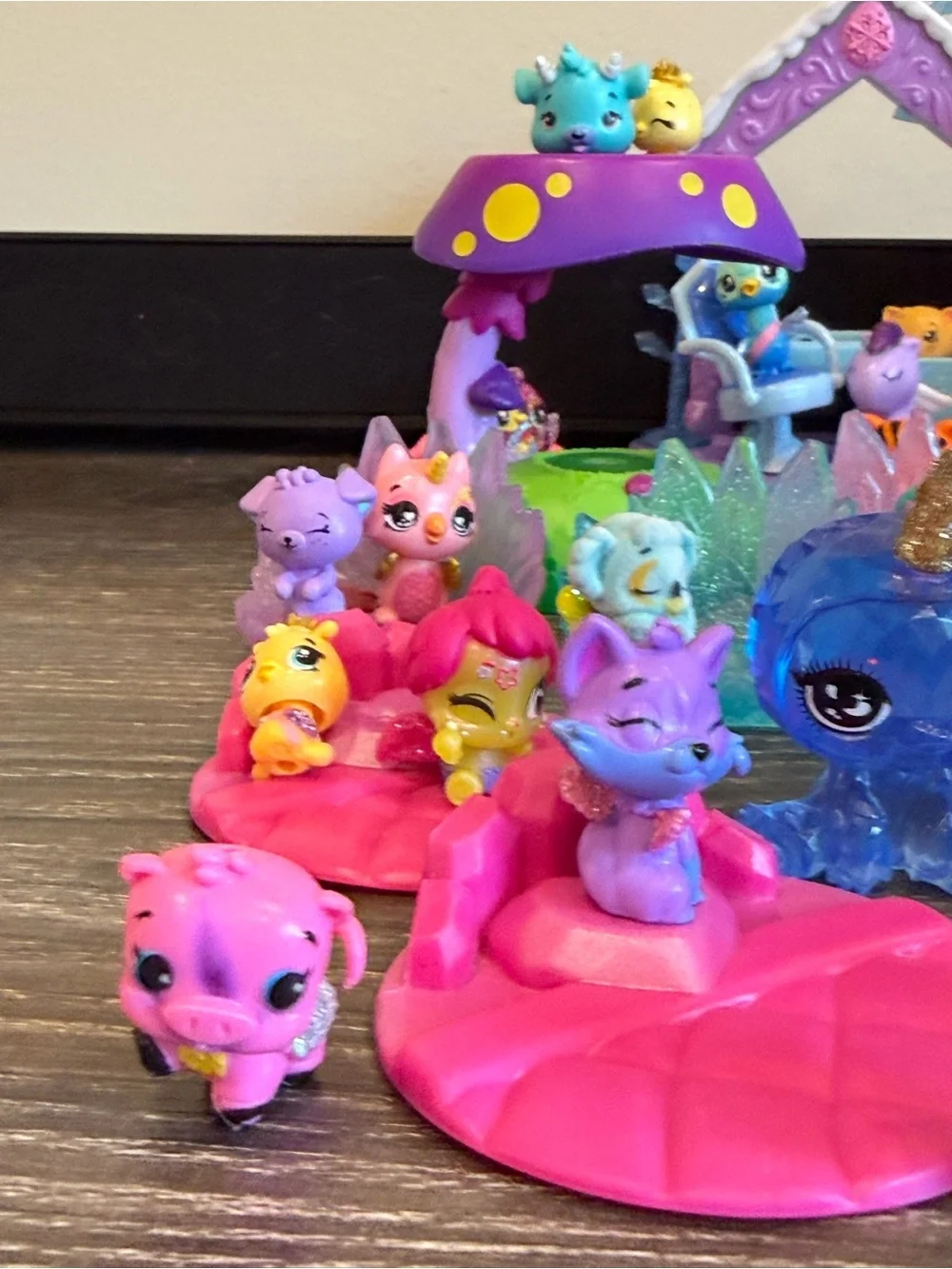 Hatchimals hug lot winter set beds spinners many animals lot